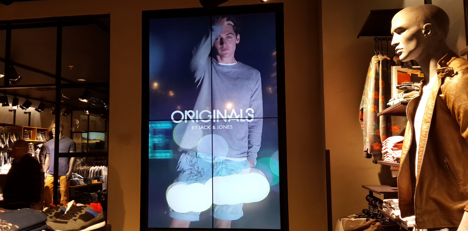 Jack & Jones Cevahir Shopping Center Videowall Project